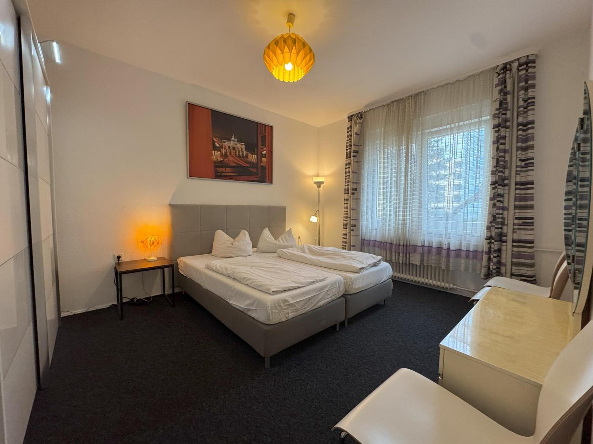 M M Vintage Family, Handwerker Und Monteure Berlin