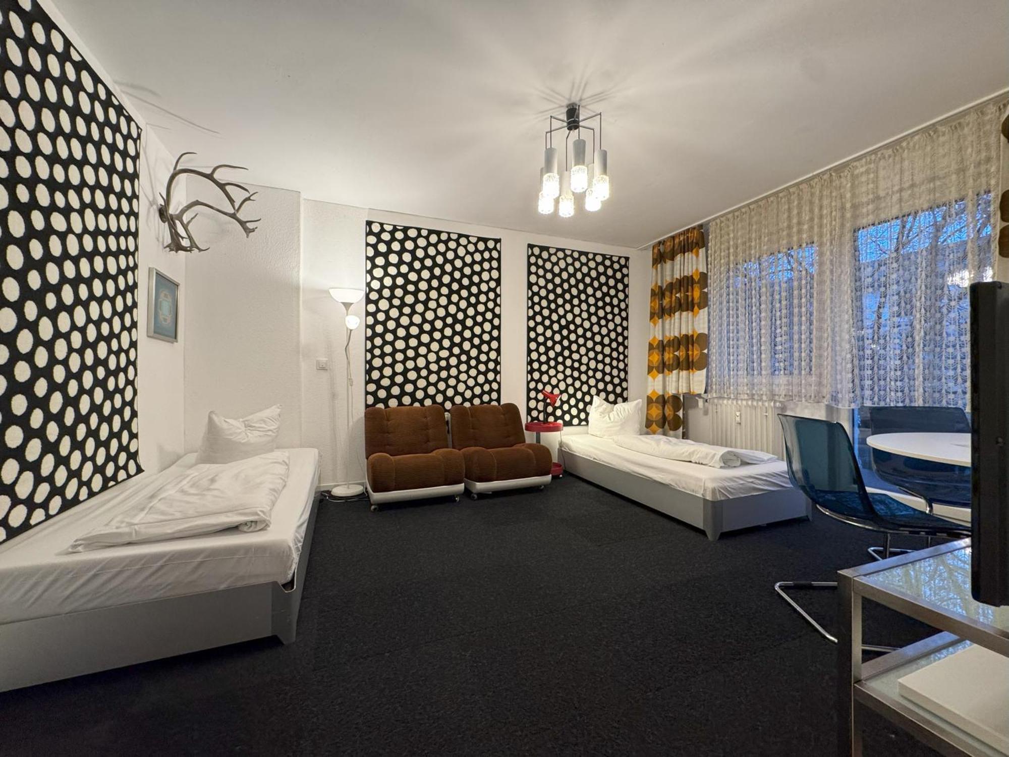 M M Vintage Family, Handwerker Und Monteure Appartement *