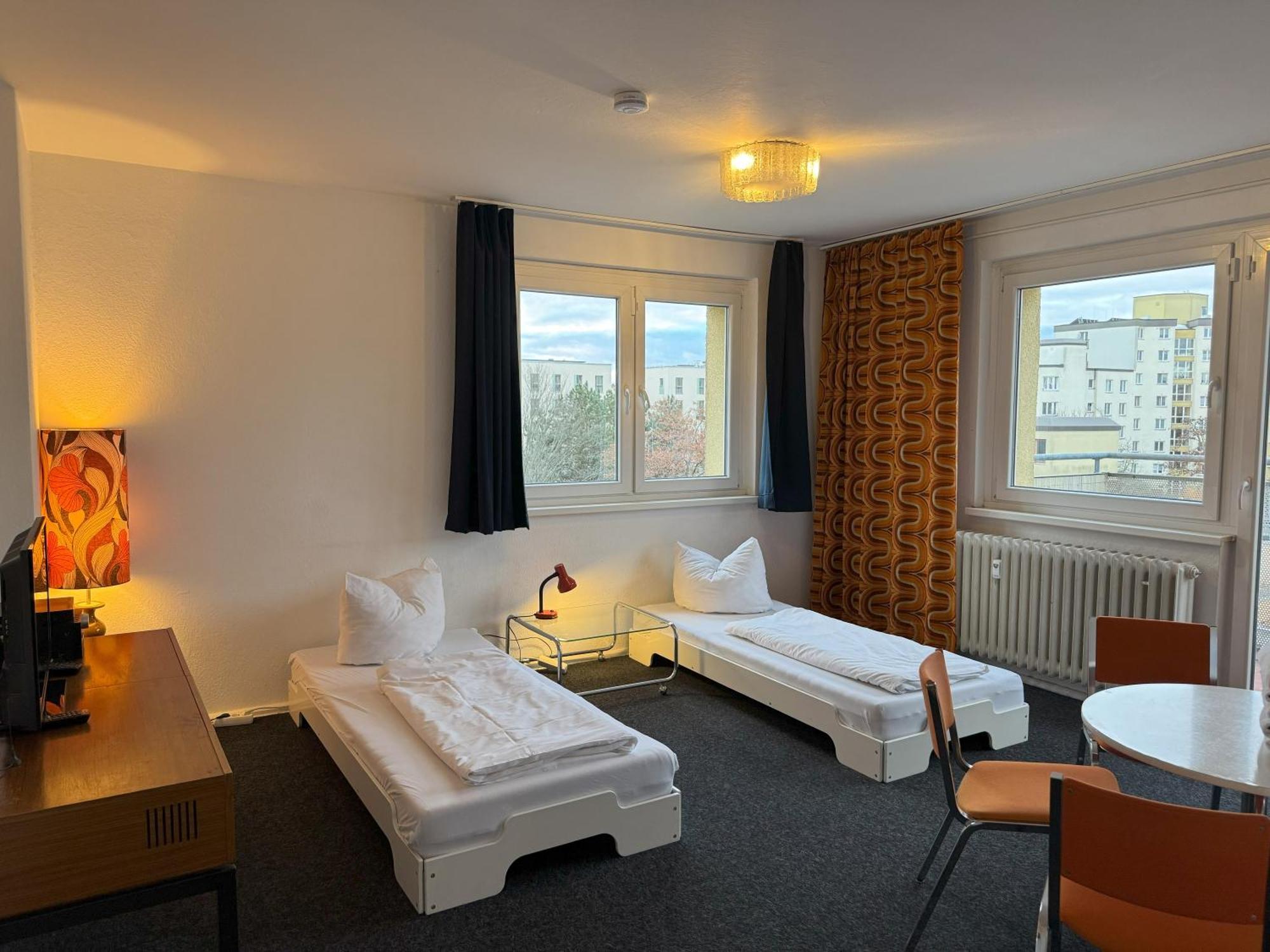 M M Vintage Family, Handwerker Und Monteure Appartement Berlijn